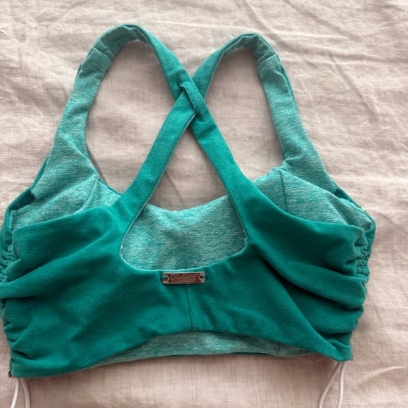 Bombshell Sportswear green slight hombre Athletic Shorts Set. - Picture 3 of 5